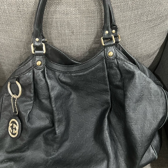 Gucci Black Embossed Leather Shoulder Bag - Picture 1 of 13